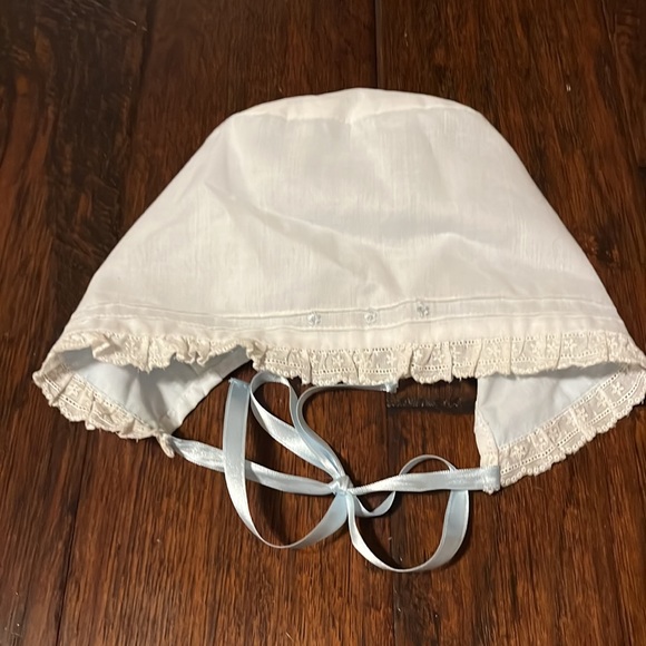 Luli & Me Baby Blue dress with Bonnet and pretty detail. - Picture 5 of 6